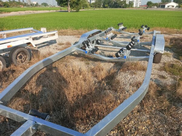 F-280 Boat Trailer - Image 3